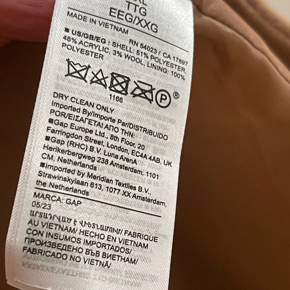 Brand New Beautiful Camel Long Topcoat - Picture 10 of 15